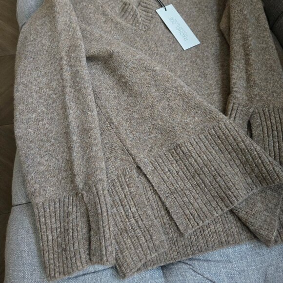 NWT Rachel Zoe sweater - Picture 3 of 4